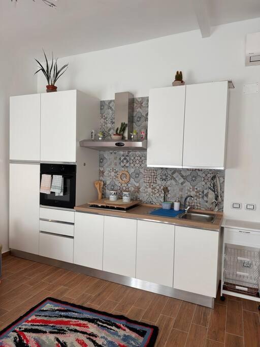 Casa Virginia Apartment Livorno Bagian luar foto