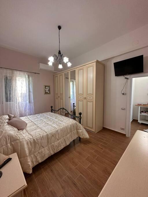 Casa Virginia Apartment Livorno Bagian luar foto
